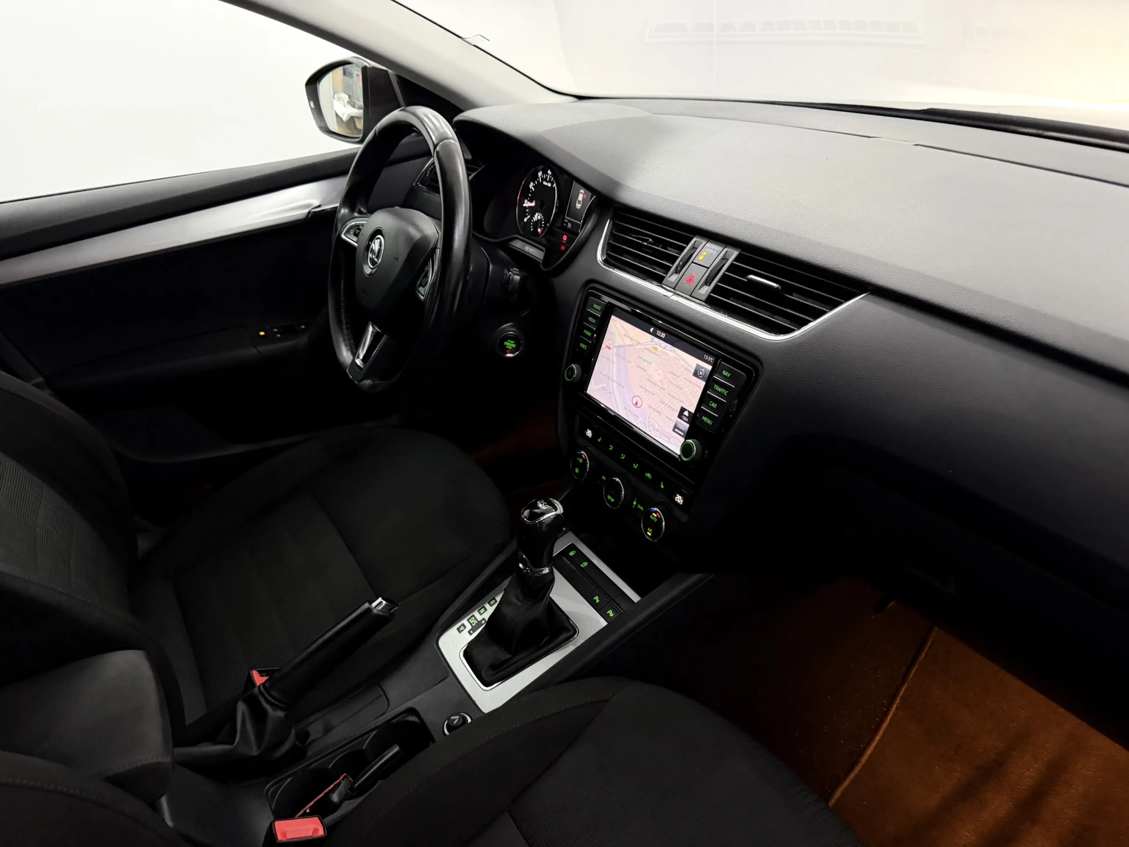 Skoda Octavia 1.8 TSI Greentech Elegance Clima, Navi, Parkeersen — photo 10