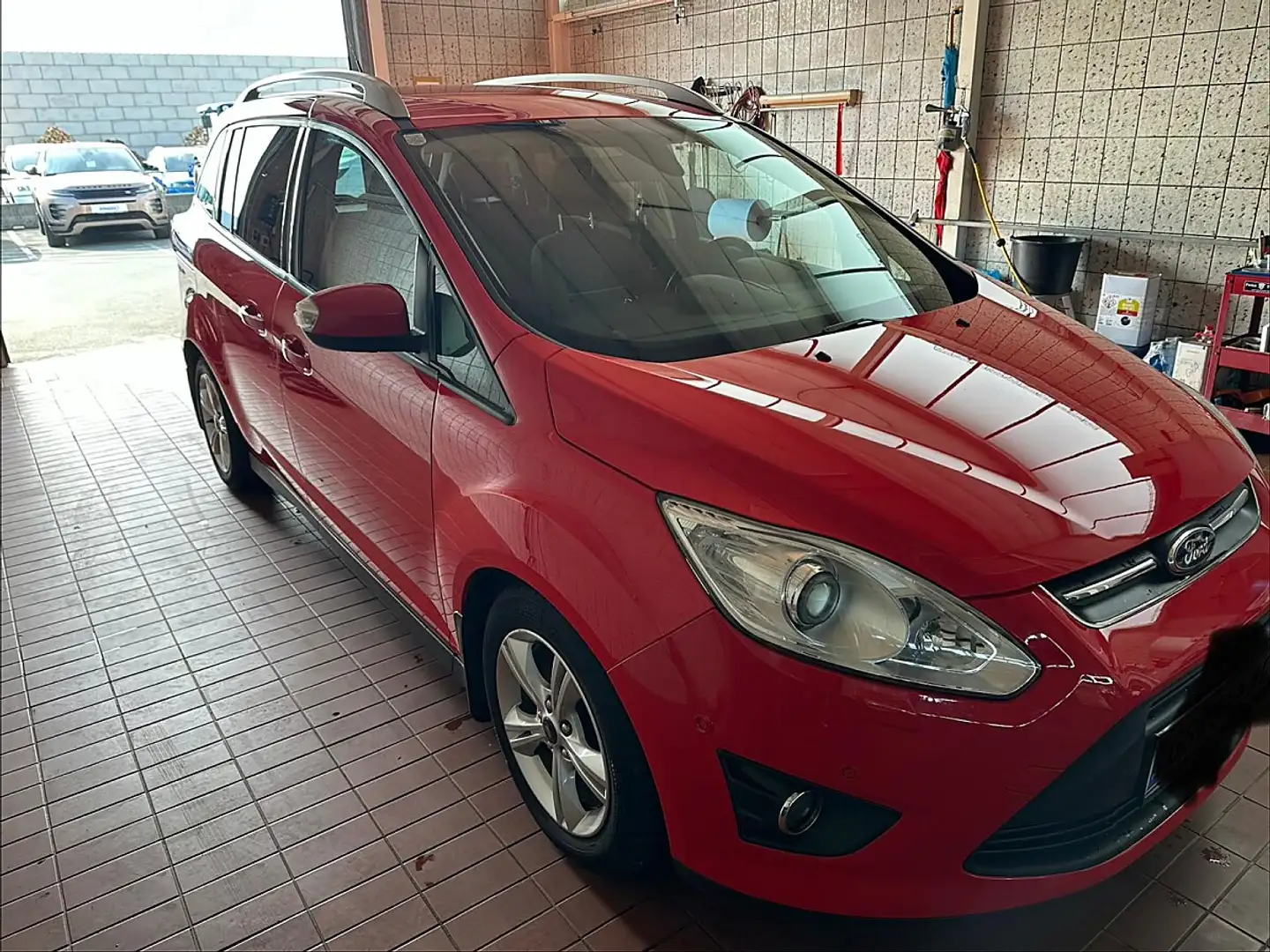 Ford Grand C-Max Grand C-MAX Easy 1,0 EcoBoost Rot - 1