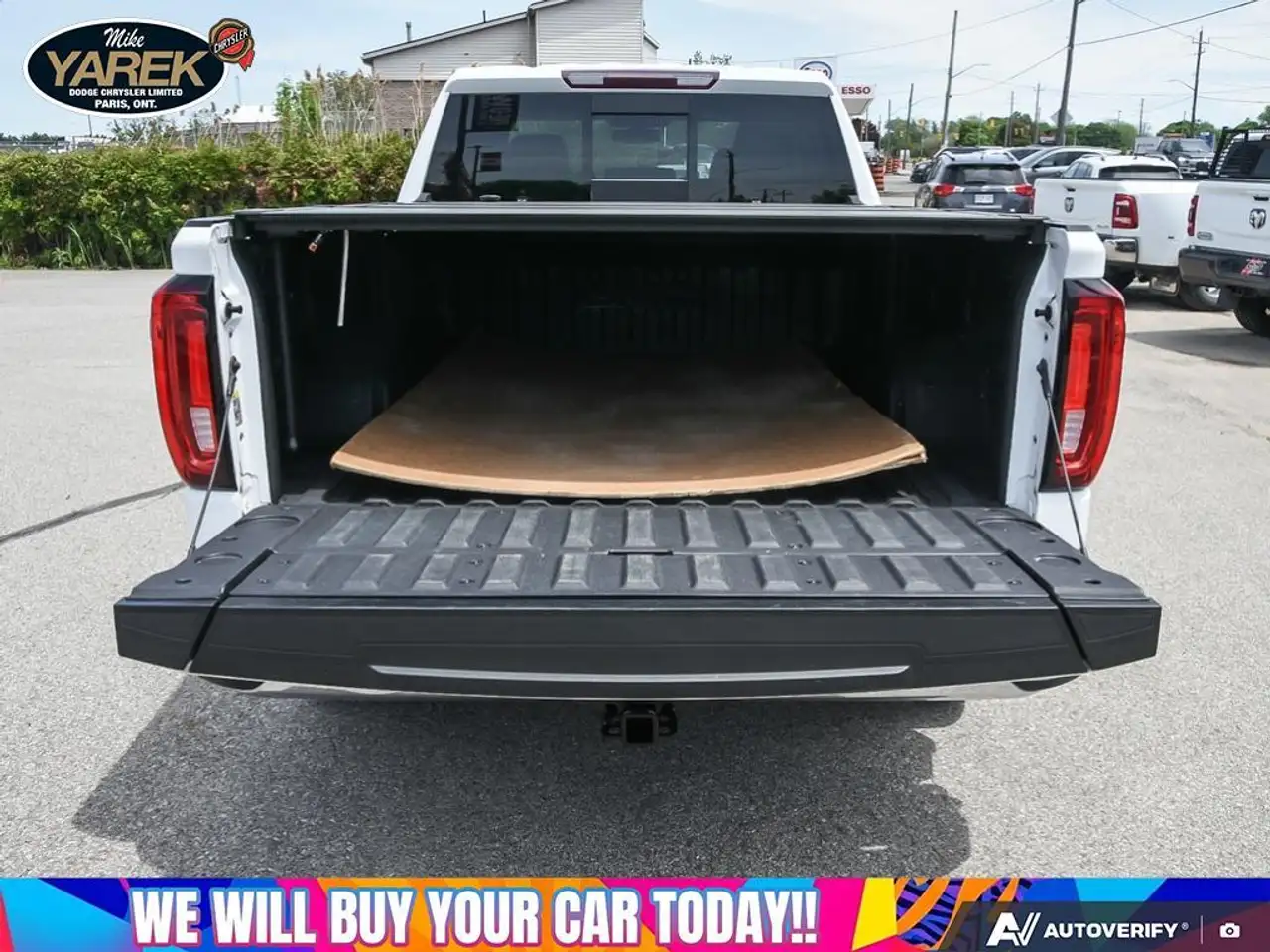 GMC Sierra 1500 снимка GMC Sierra 1500