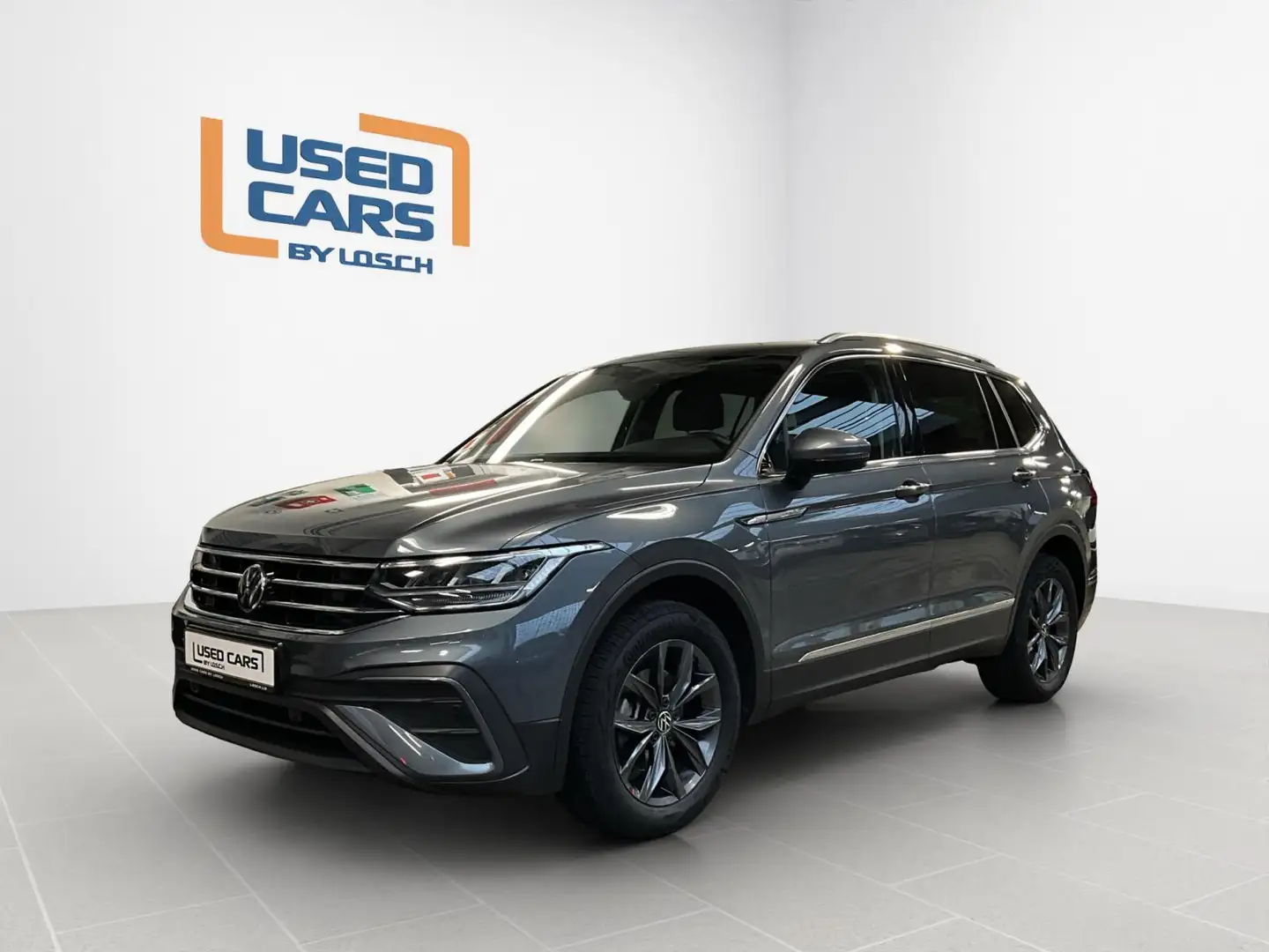 Volkswagen Tiguan Allspace Life+DSG+7Sitze+Pano+RearView Grey - 1