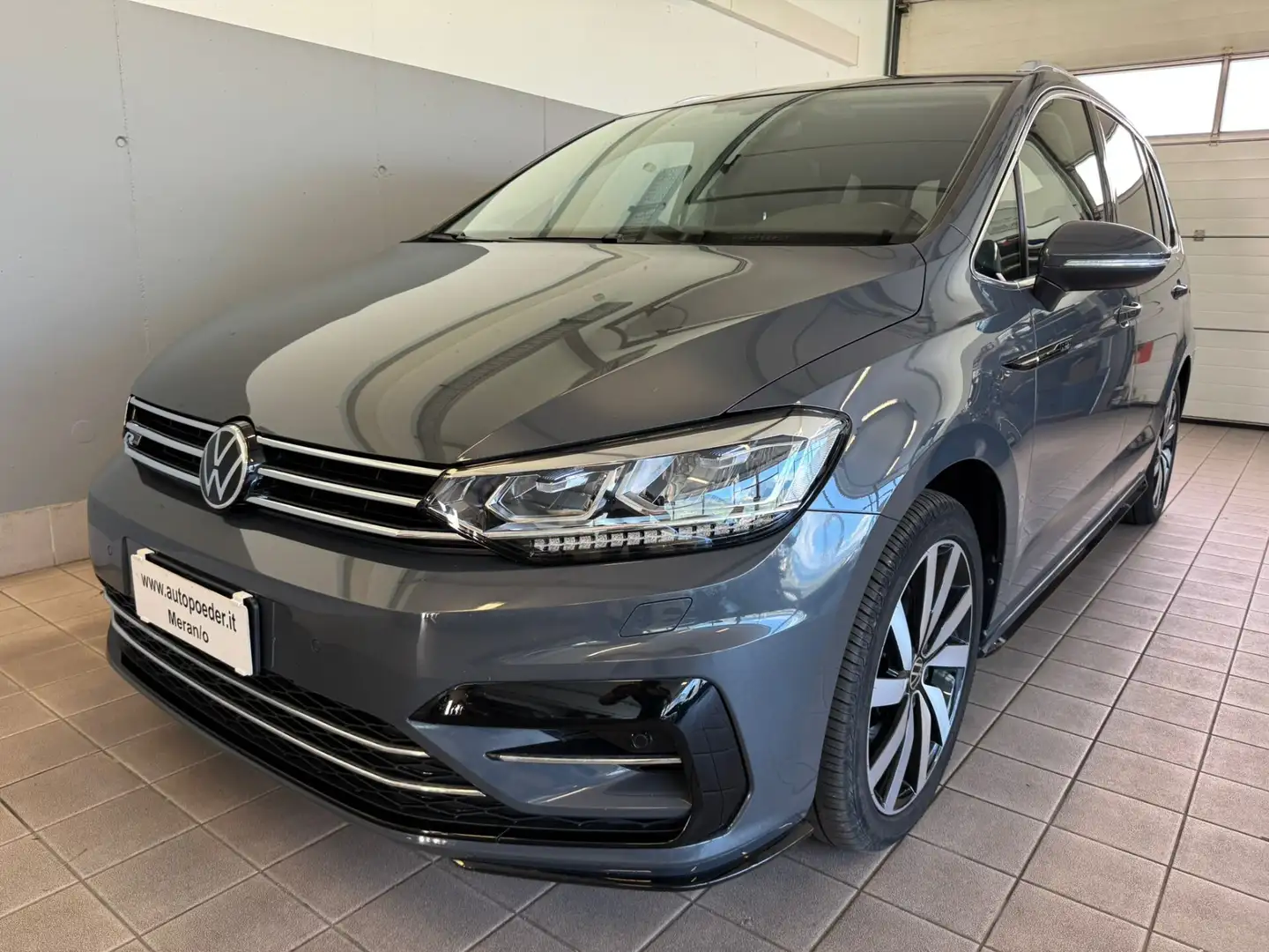 Volkswagen Touran Touran 2.0 TDI 150 CV SCR DSG R-Line BlueMotion Te Grigio - 1