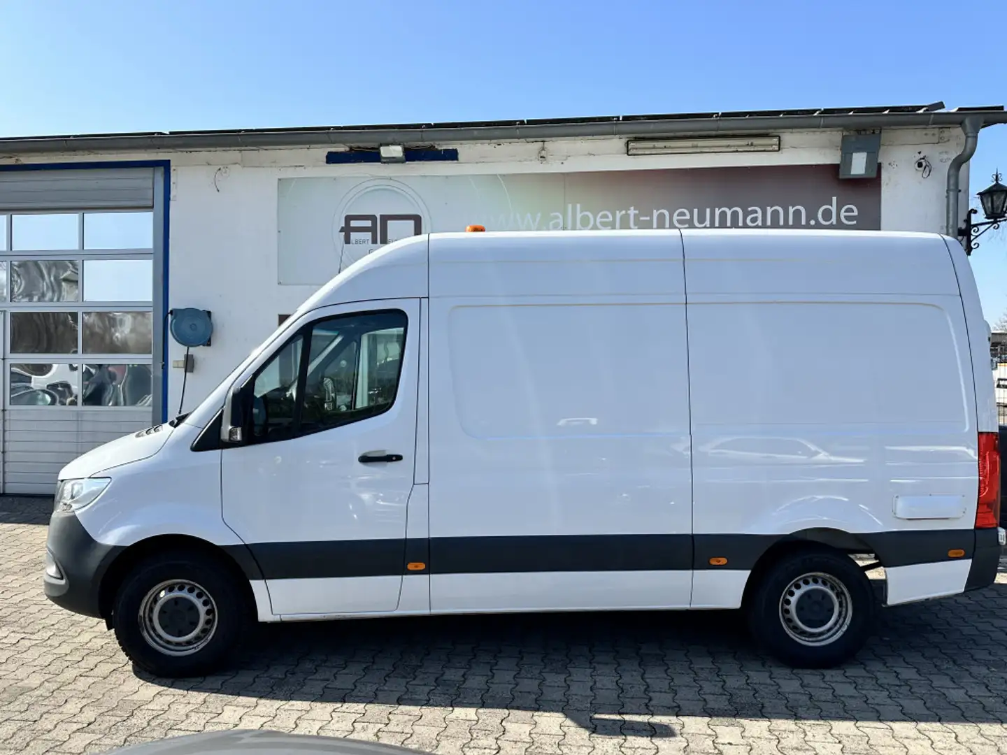 Mercedes-Benz Sprinter 311 314 316 CDI RWD L2 (907.633) Blanc - 2