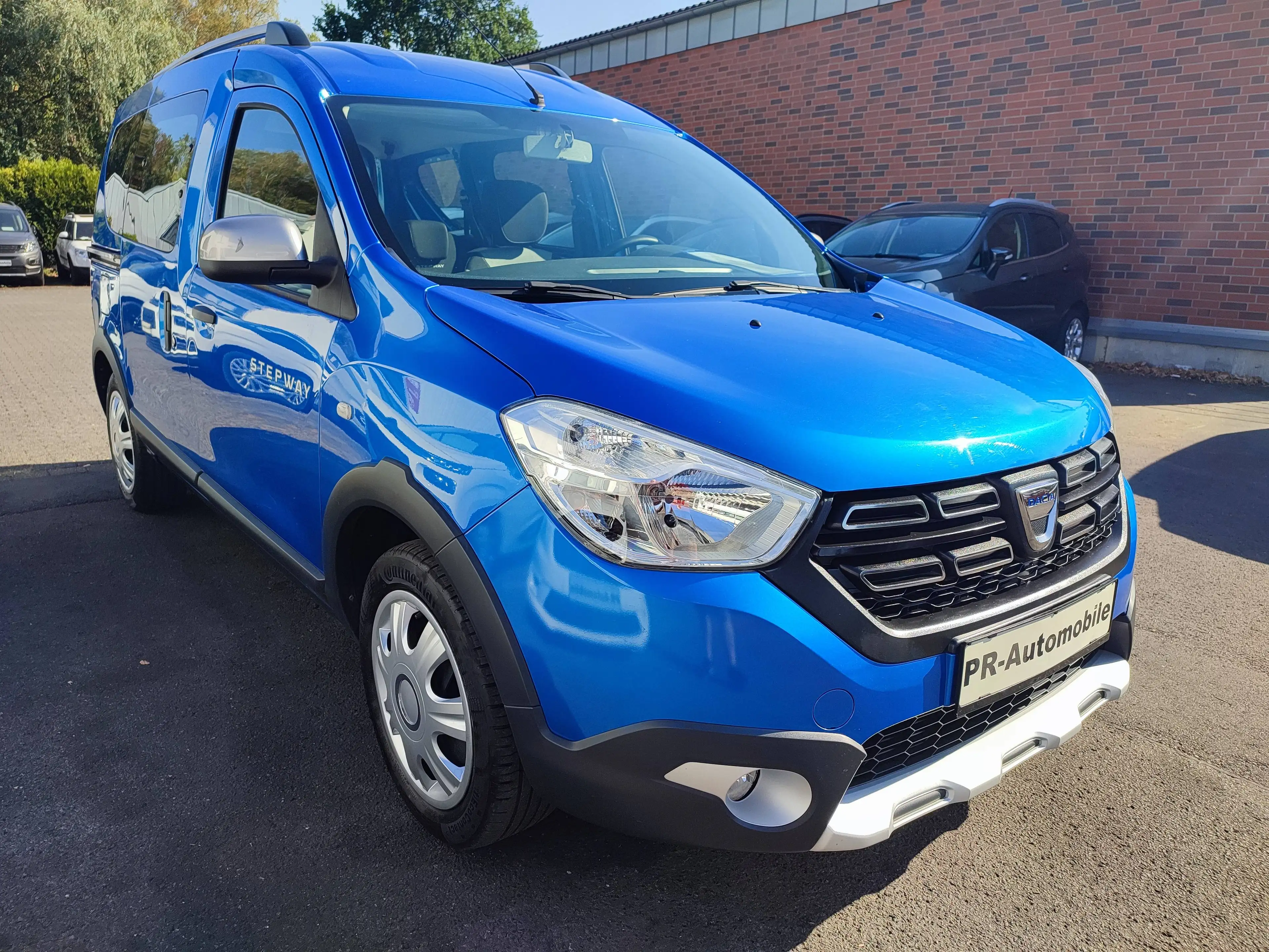 Dacia Dokker Dokker SCe 100 Stepway Klima/Navi/AHK — photo 3