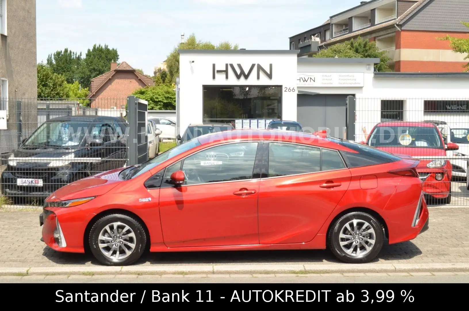Toyota Prius Plug-in Hybrid Comfort *ORIGINAL 5600 KM* Rouge - 1