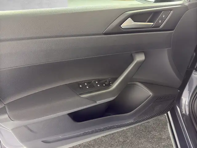 Volkswagen Taigo view 14