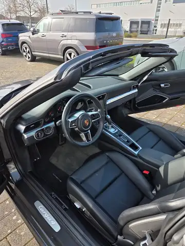 Porsche 991 view 10