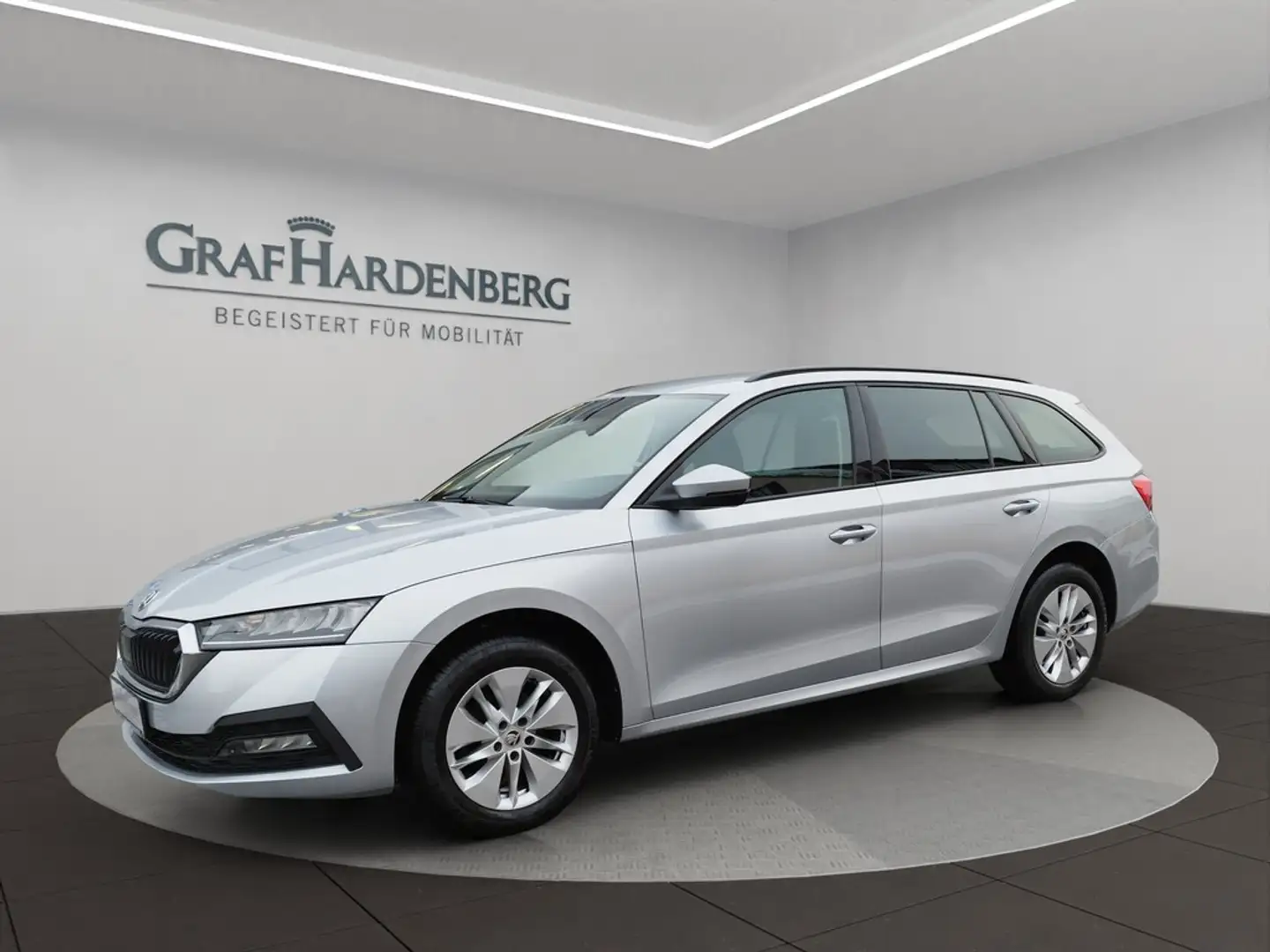 Skoda Octavia Combi 2.0 TDI Ambition AHK GRA Bluetooth Silber - 1