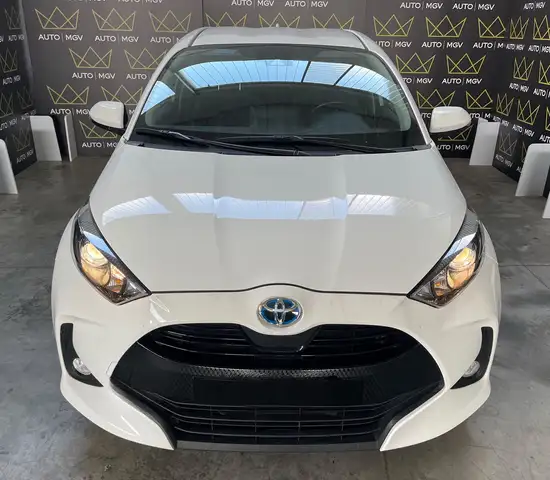 Toyota Yaris view 2
