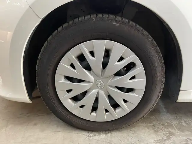 Toyota Yaris view 15