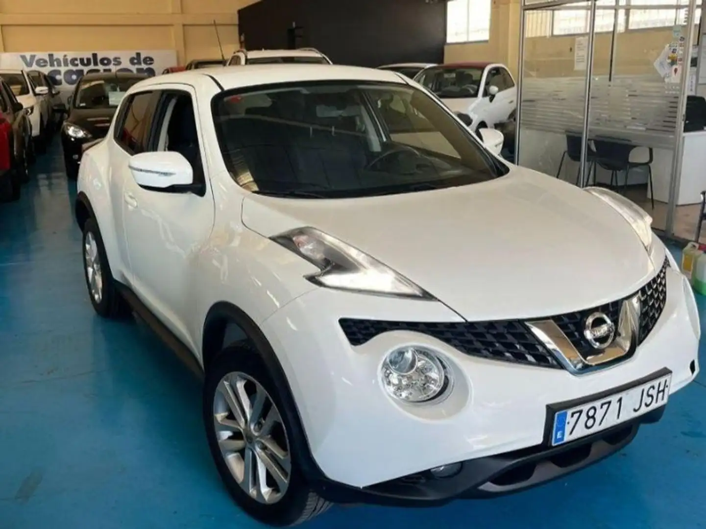 Nissan Juke 1.0 DIG-T Acenta 4x2 84kW Blanco - 2