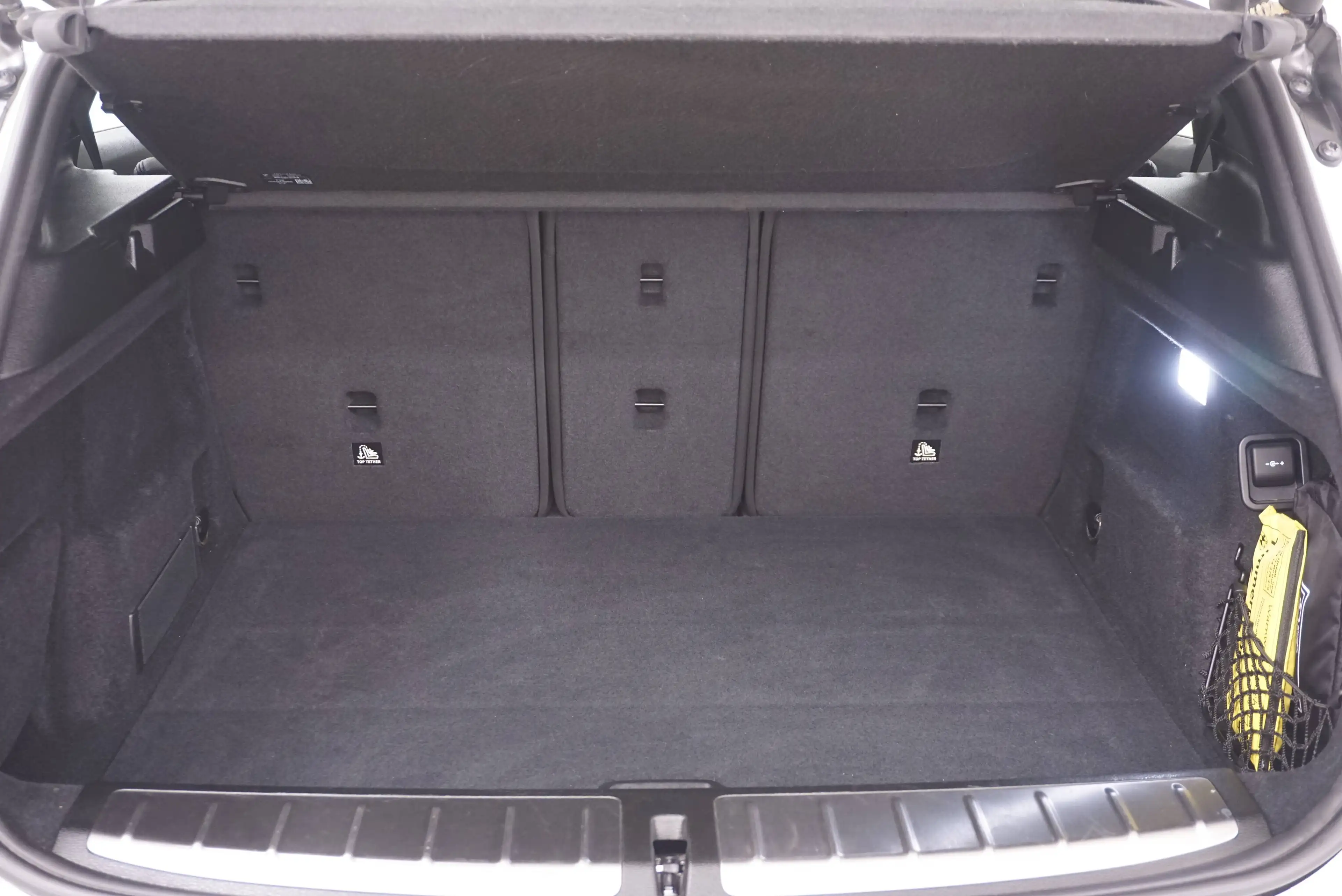 BMW X2 sDrive 18 d M Sport — photo 21