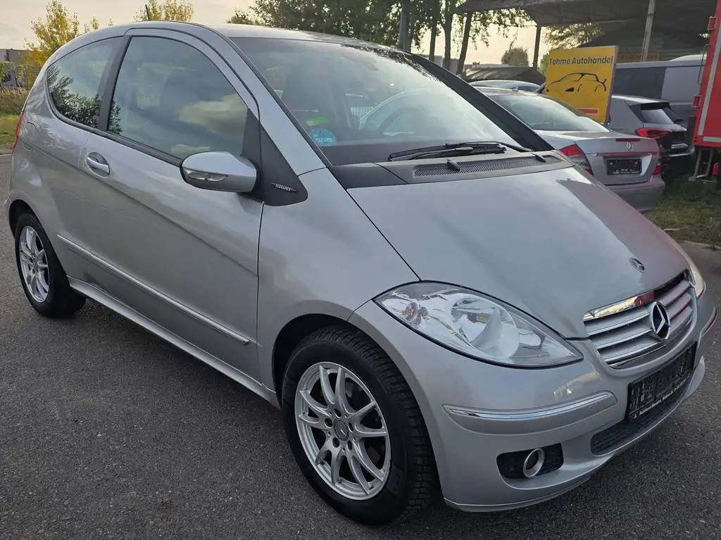Mercedes-Benz A 170 2006 из Европы — купить под ключ
