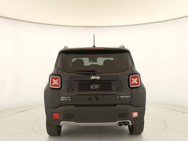 Jeep Renegade view 6