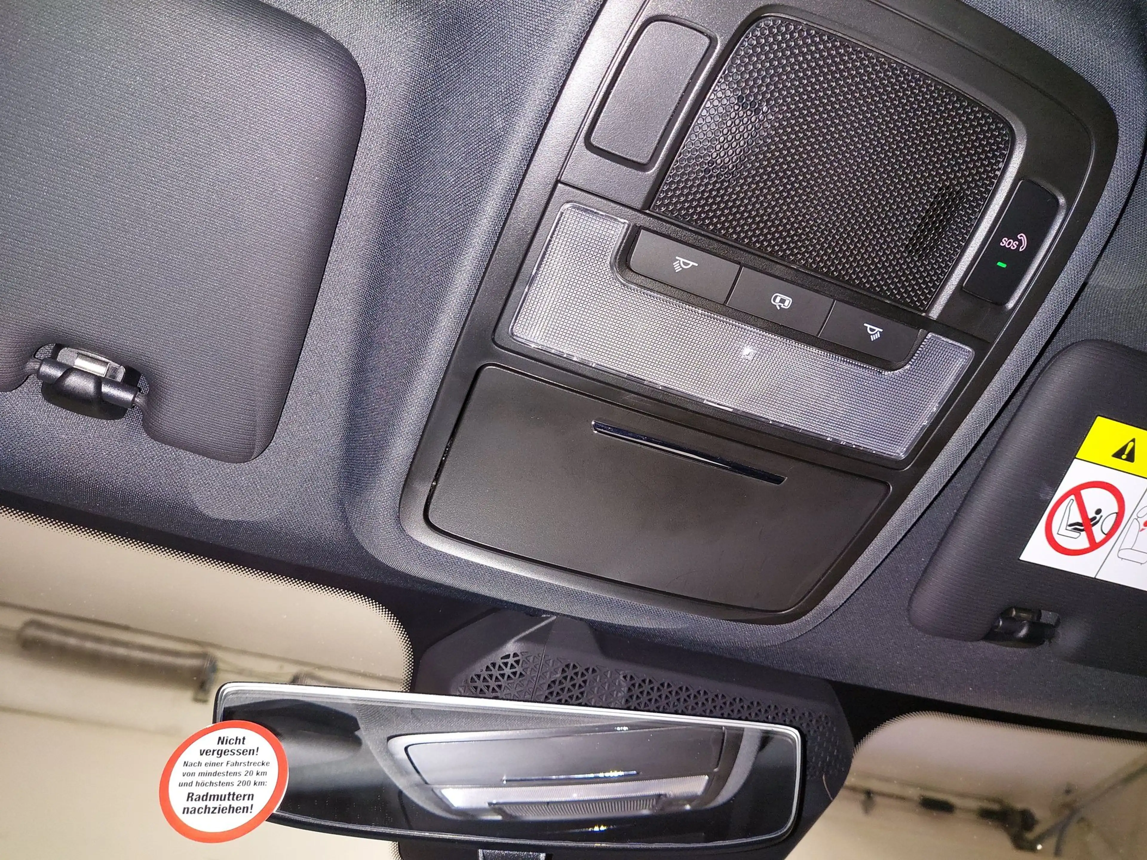 MG MG4 MG4 LED CARPLAY ACC DAB PDC — photo 13