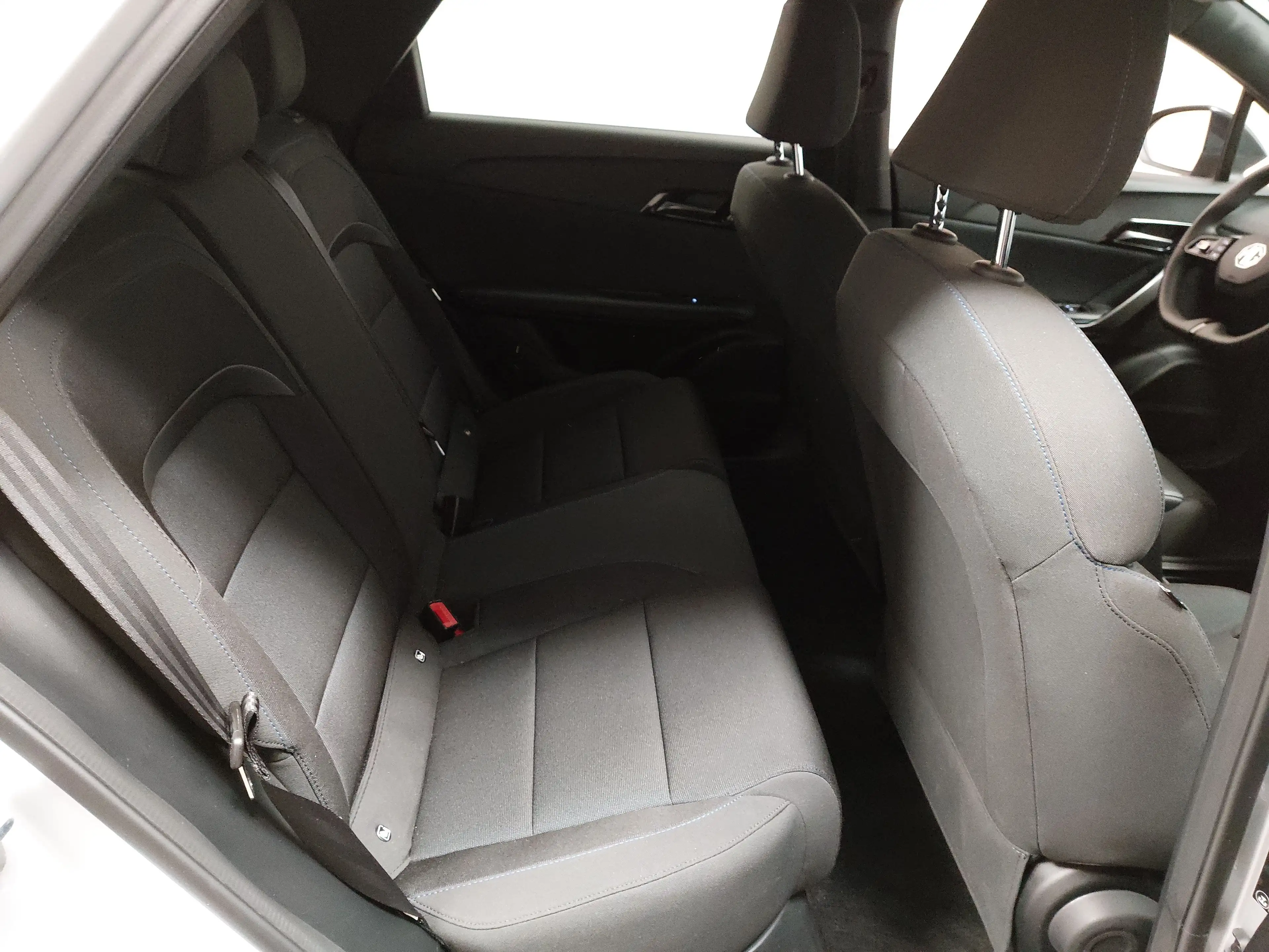 MG MG4 MG4 LED CARPLAY ACC DAB PDC — photo 12