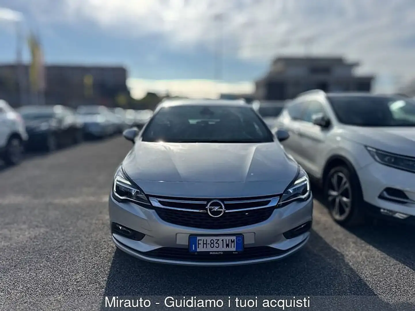 Opel Astra 5ª serie Astra 1.6 CDTi Sports Tourer Silber - 2