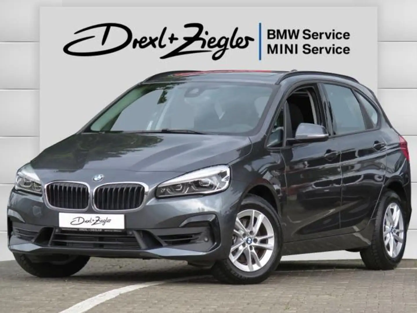 BMW 220 220i Active Tourer AHK NaviPlus HuD HiFi GSD LED Grijs - 1