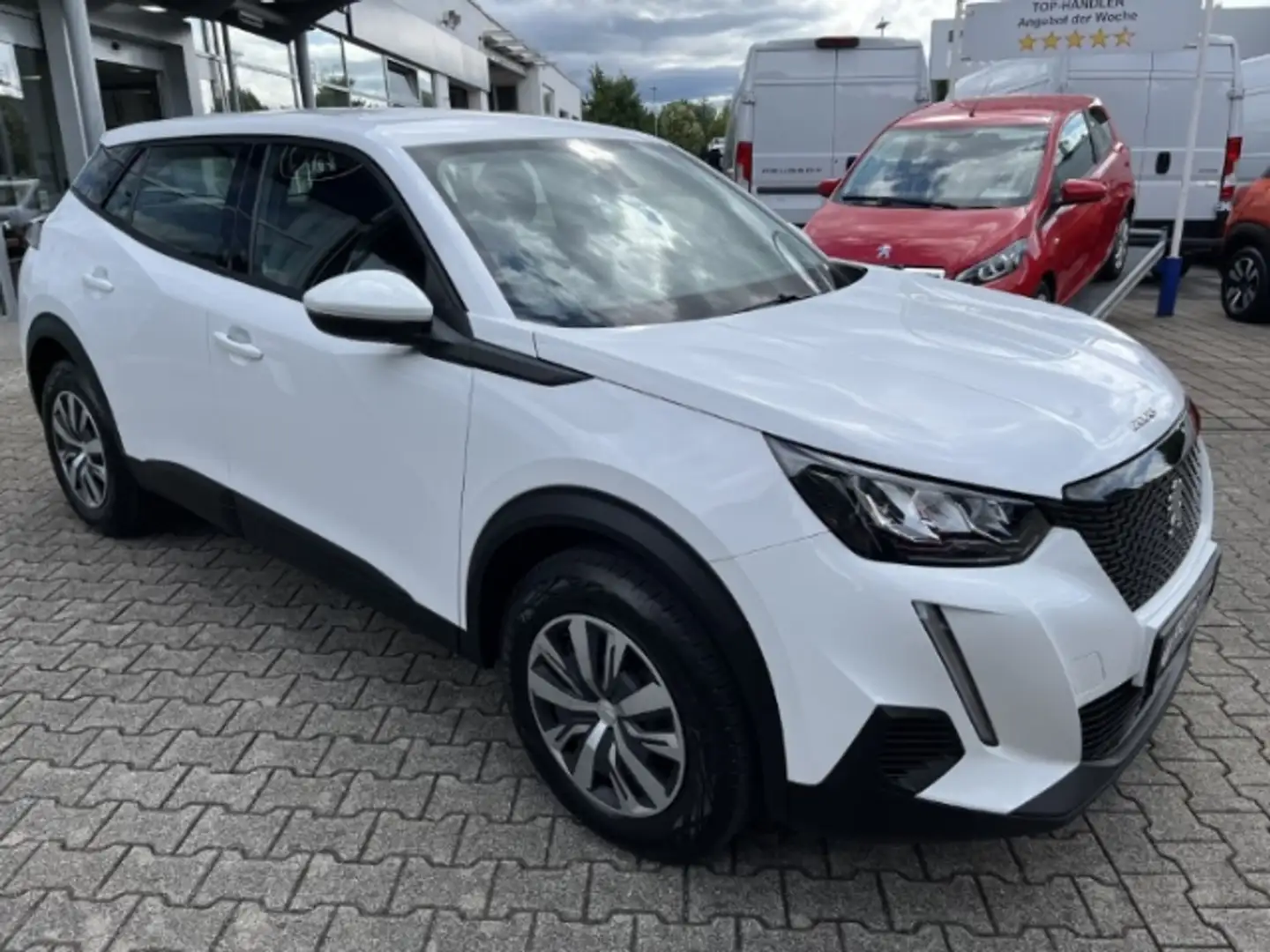 Peugeot 2008 1.2 PureTech 100 Active Navi LED Regensensor Licht Weiß - 2