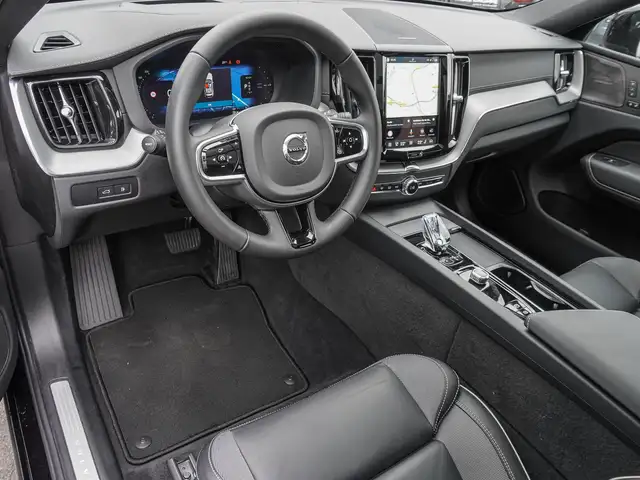 Volvo XC60 view 10