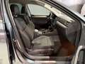 Skoda Superb Combi 2.0 TDI*AHK*Navi*Bi-Xenon* Grey - thumbnail 18