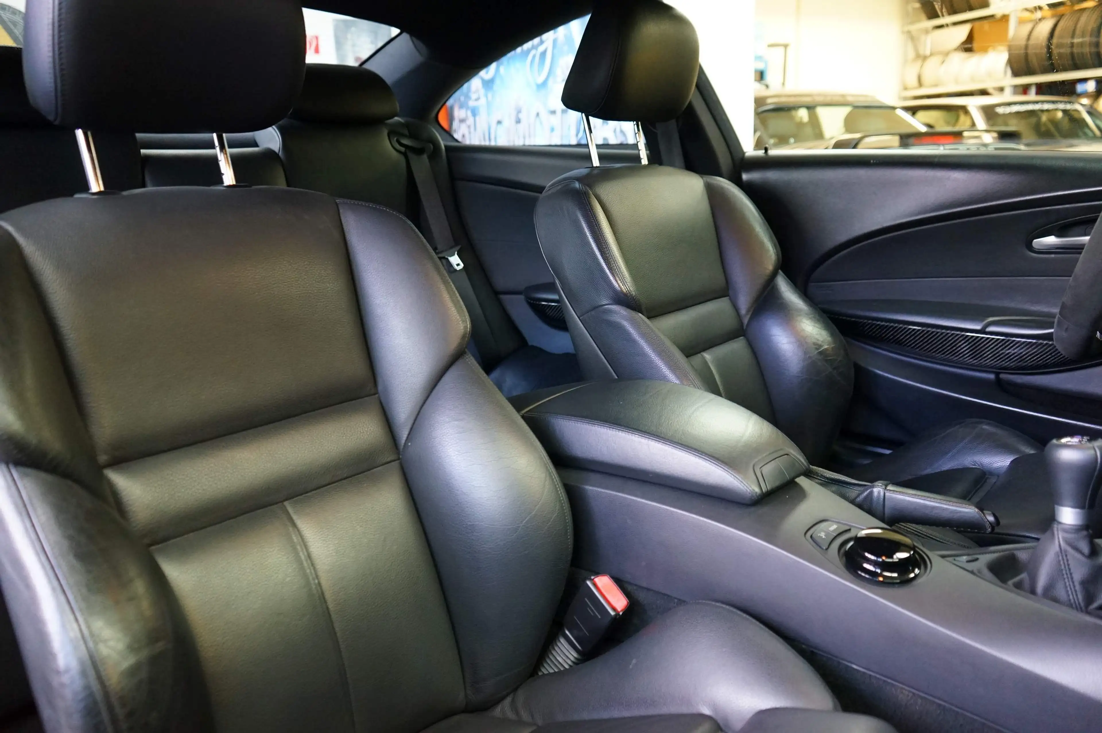 BMW M6 BMW E63 M6 als Handschalter mit Head Up Display — photo 18