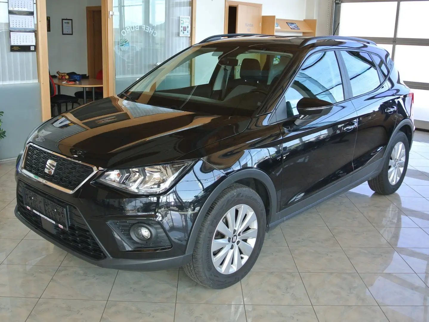 SEAT Arona Style 1,6 TDI *NAVI/SHZG/PDC/APPCONNECT* Schwarz - 1