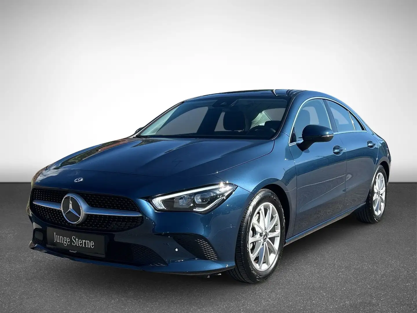 Mercedes-Benz CLA 200 Coupé Navi PTS SHZ LED Cam Blau - 2