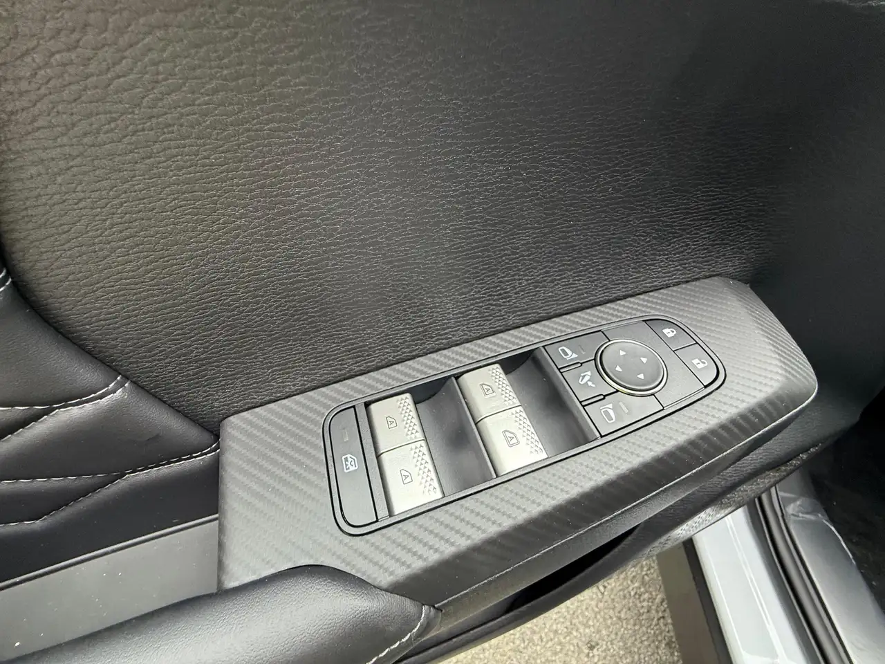 Mitsubishi Outlander снимка Mitsubishi Outlander