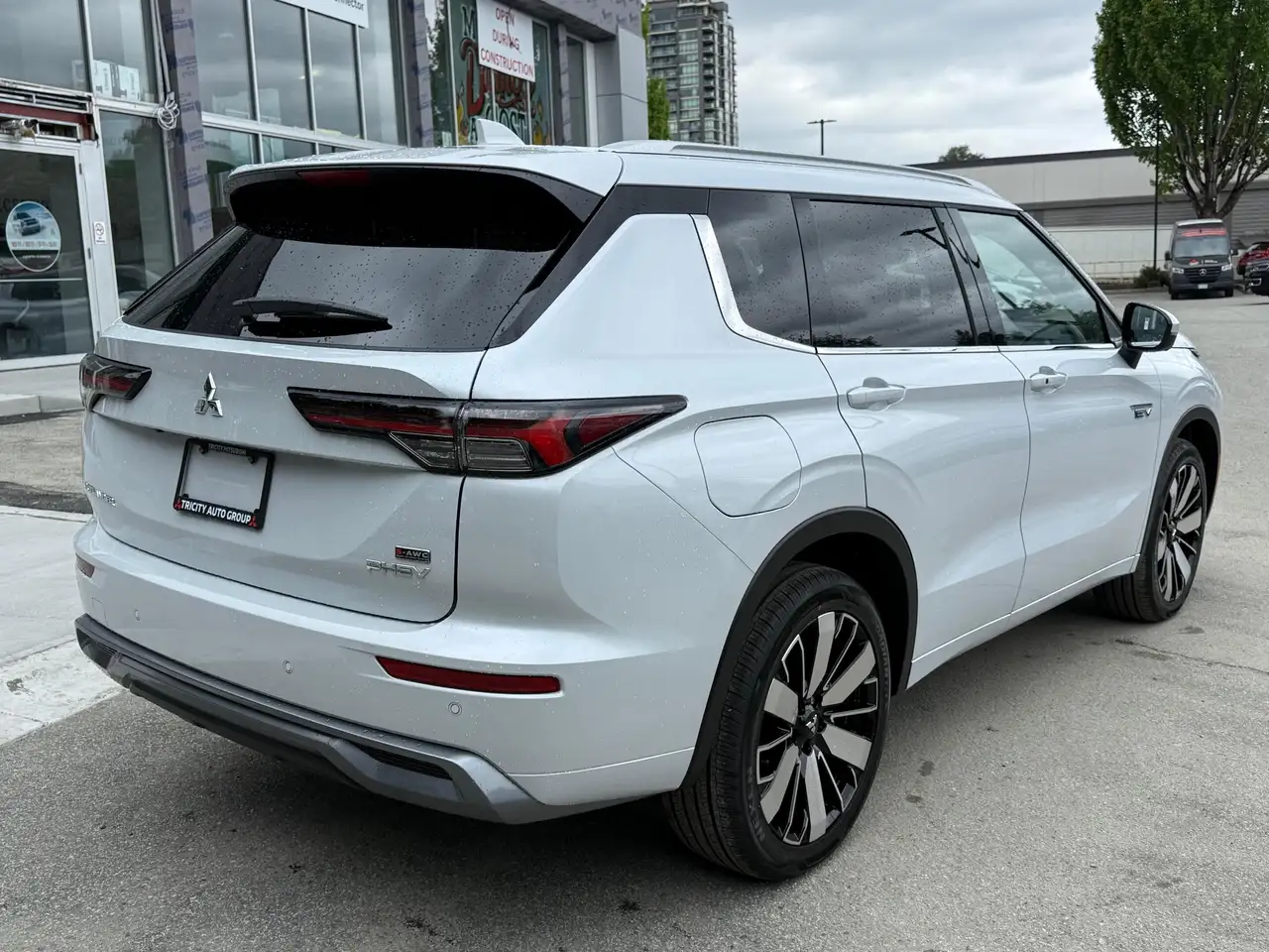 Mitsubishi Outlander снимка Mitsubishi Outlander