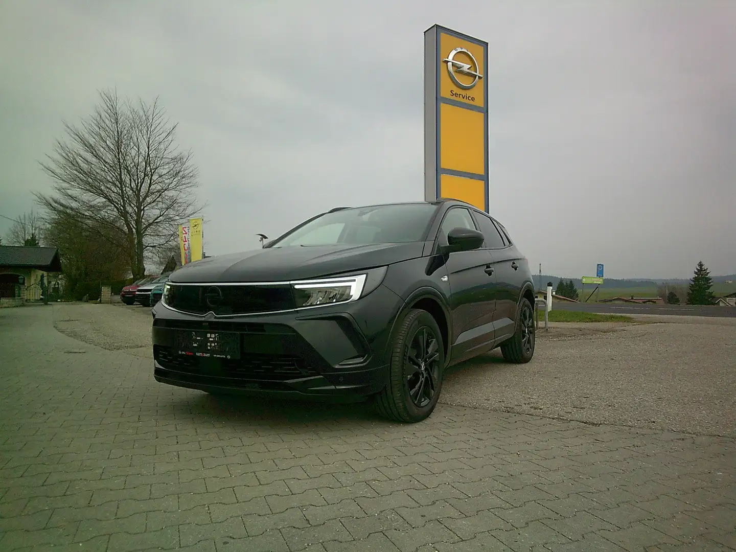 Opel Grandland Grandland 1.2 MHEV GS Aut. GS Schwarz - 2