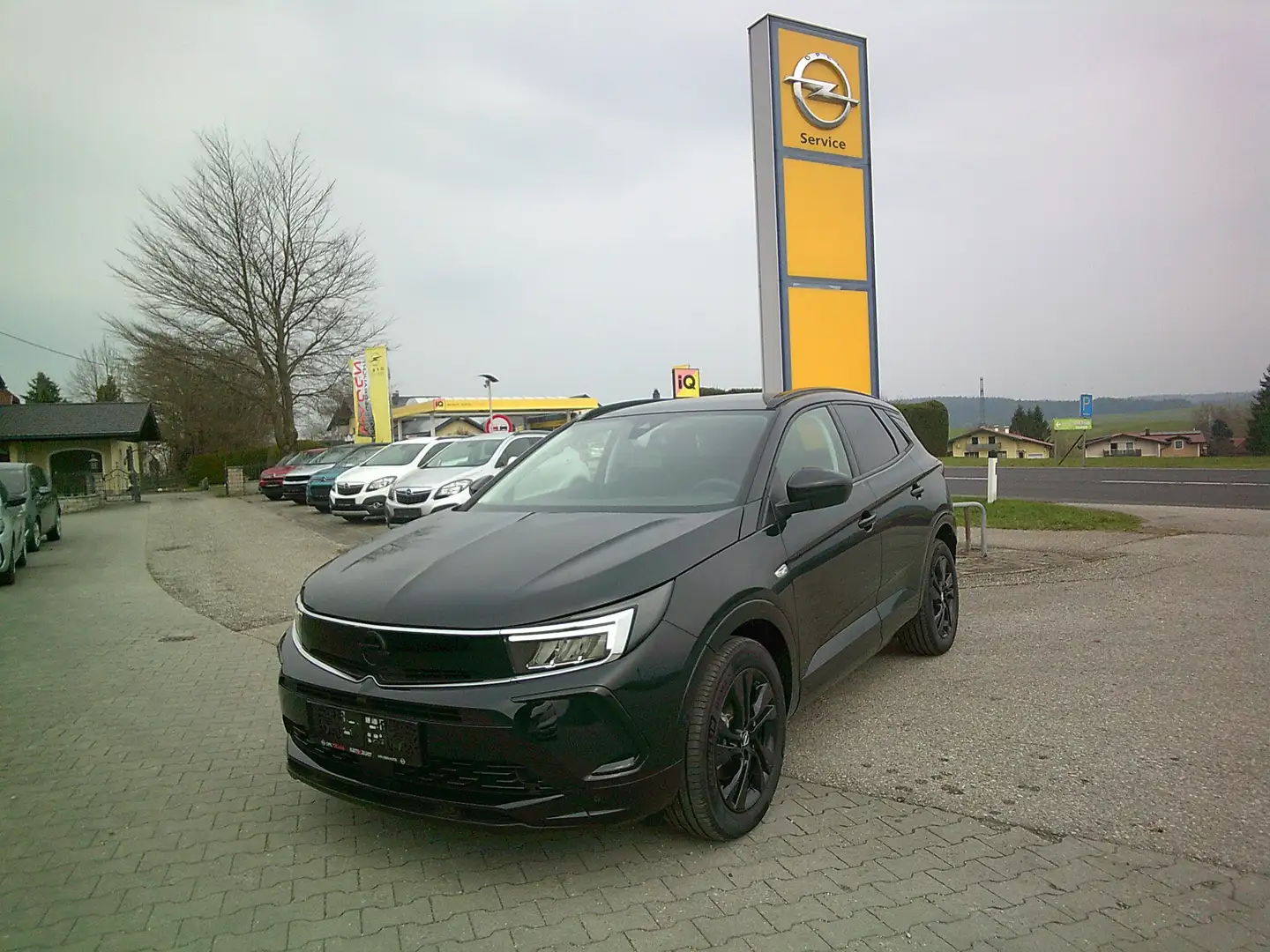 Opel Grandland Grandland 1.2 MHEV GS Aut. GS Schwarz - 1