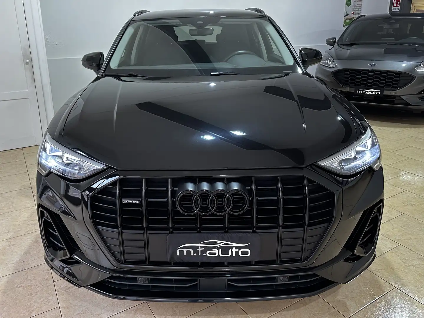Audi Q3 40 2.0 tdi S line edition quattro 200cv s-tronic Nero - 2