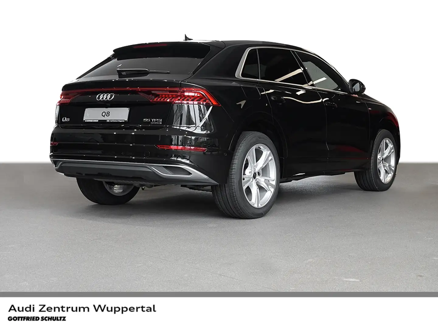 Audi Q8 55 TFSI UPE: 97.295 -!! -AHK- Sportpaket Černá - 2