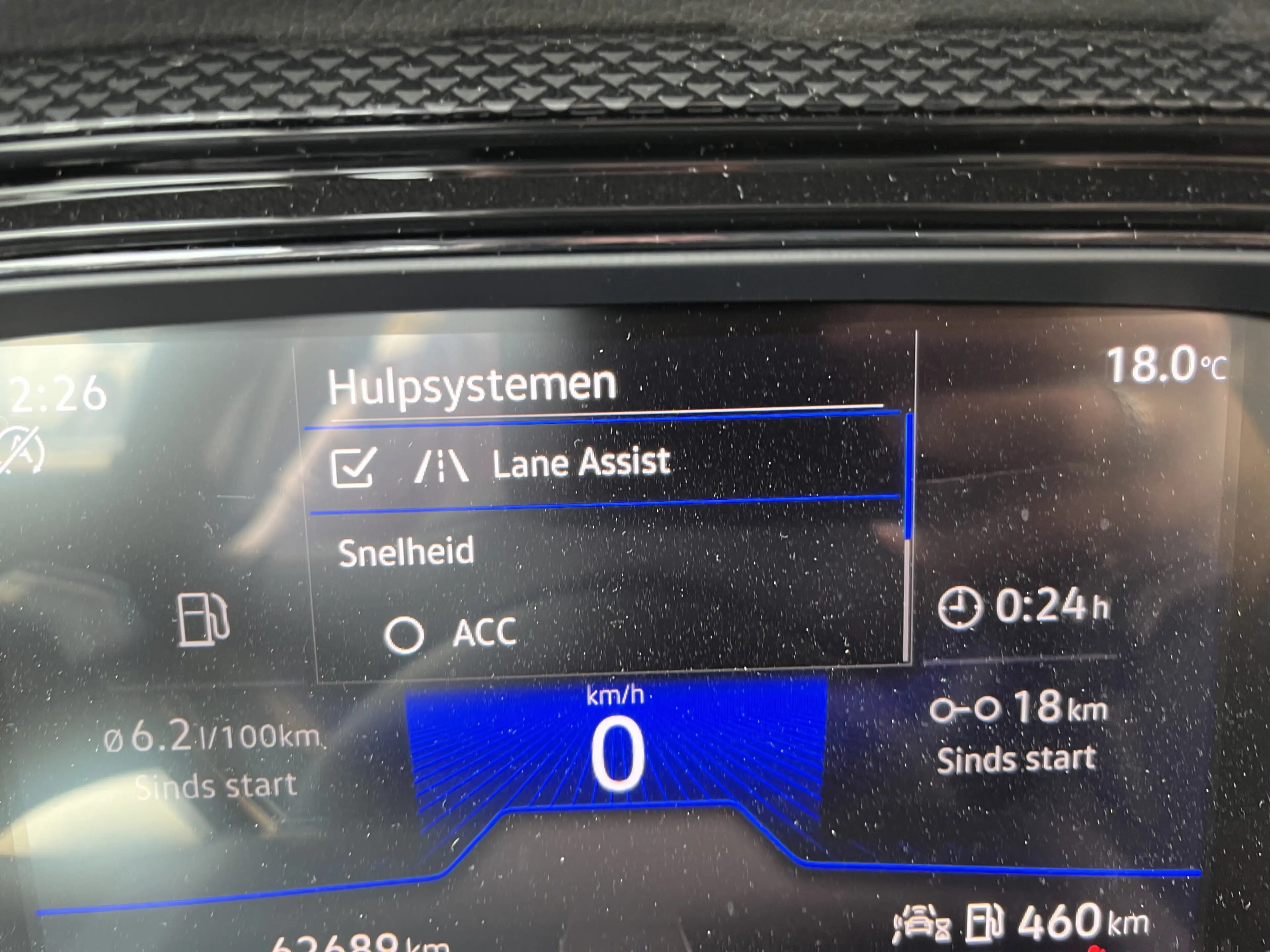 Volkswagen Polo 1.0 TSI Life / CRUISE/ PARK. SENSOREN/ APP-CONNECT — photo 14