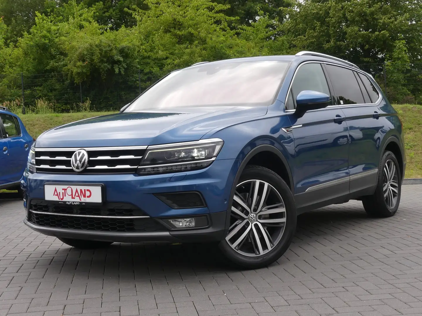 Volkswagen Tiguan Allspace 2.0 TDI Highline 4Motion AHK 360 A Blau - 2