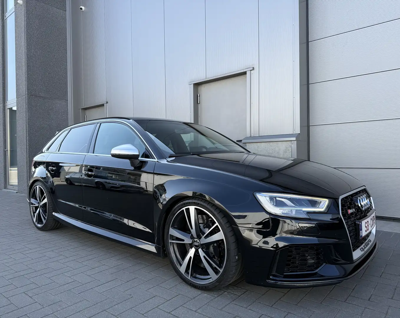 Audi RS3 Sportback S tronic Zwart - 2