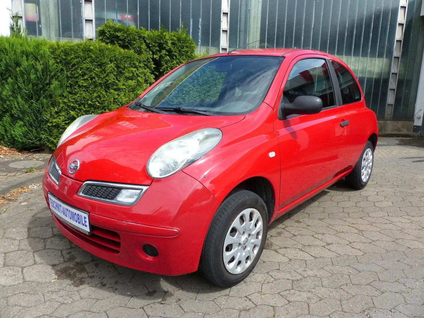 Nissan Micra Visia Rouge - 1