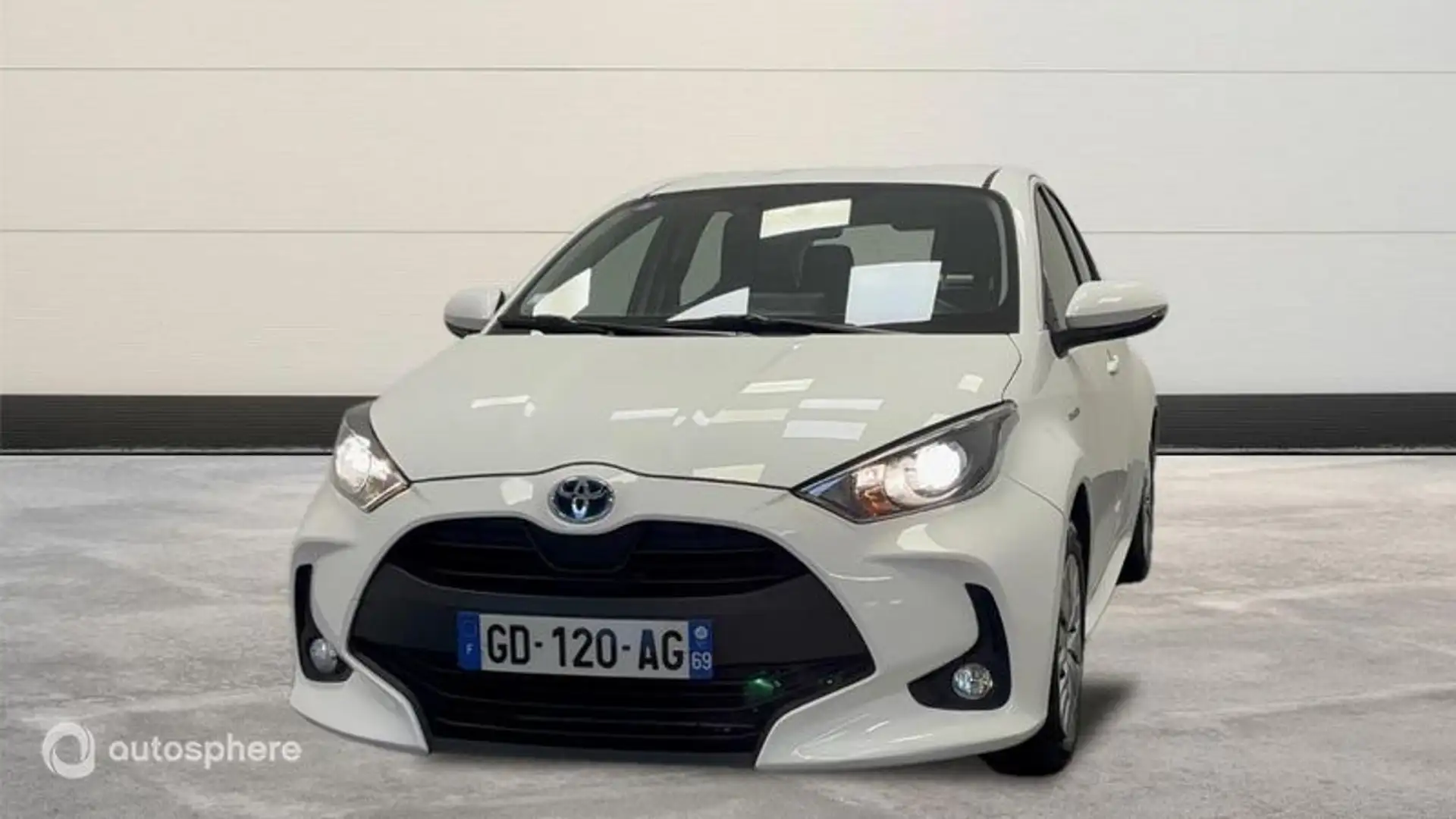 Toyota Yaris 116h France Business 5p - 2