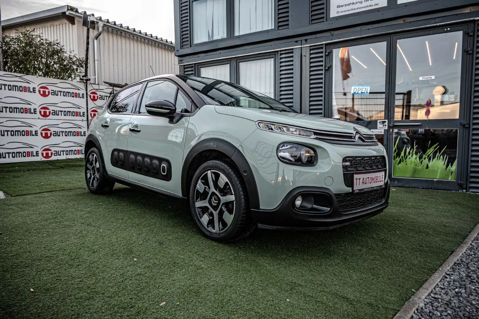 Citroen C3 Shine 1.2 NAVI|KAMERA|1.HAND|SHZ Vert - 1