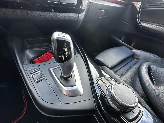 BMW 1 Series view 11
