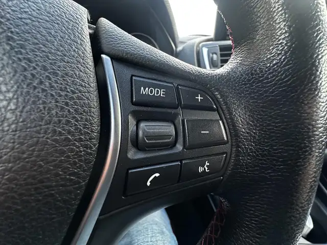 BMW 1 Series view 22