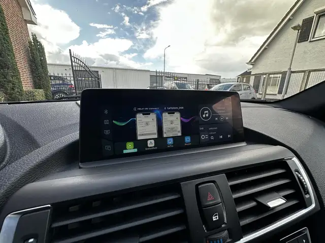 BMW 1 Series view 9