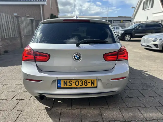 BMW 1 Series view 20