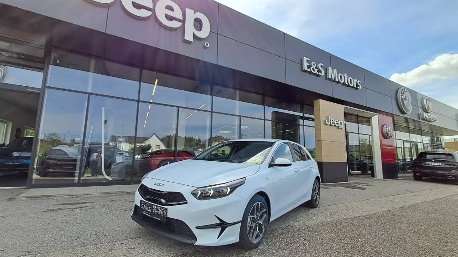 Kia Ceed / cee'd ceed 1,0 T-GDI GPF Silber Weiß - 1
