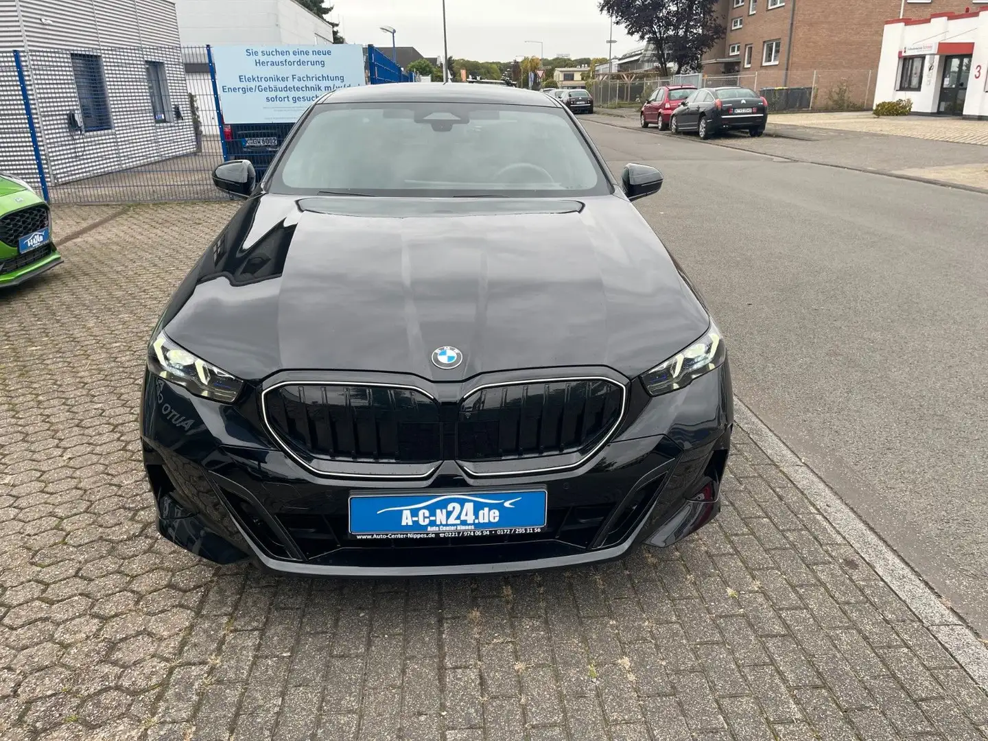 BMW 540 d xDrive M Sport Pano 21 Zoll Kamera LEDER Schwarz - 2