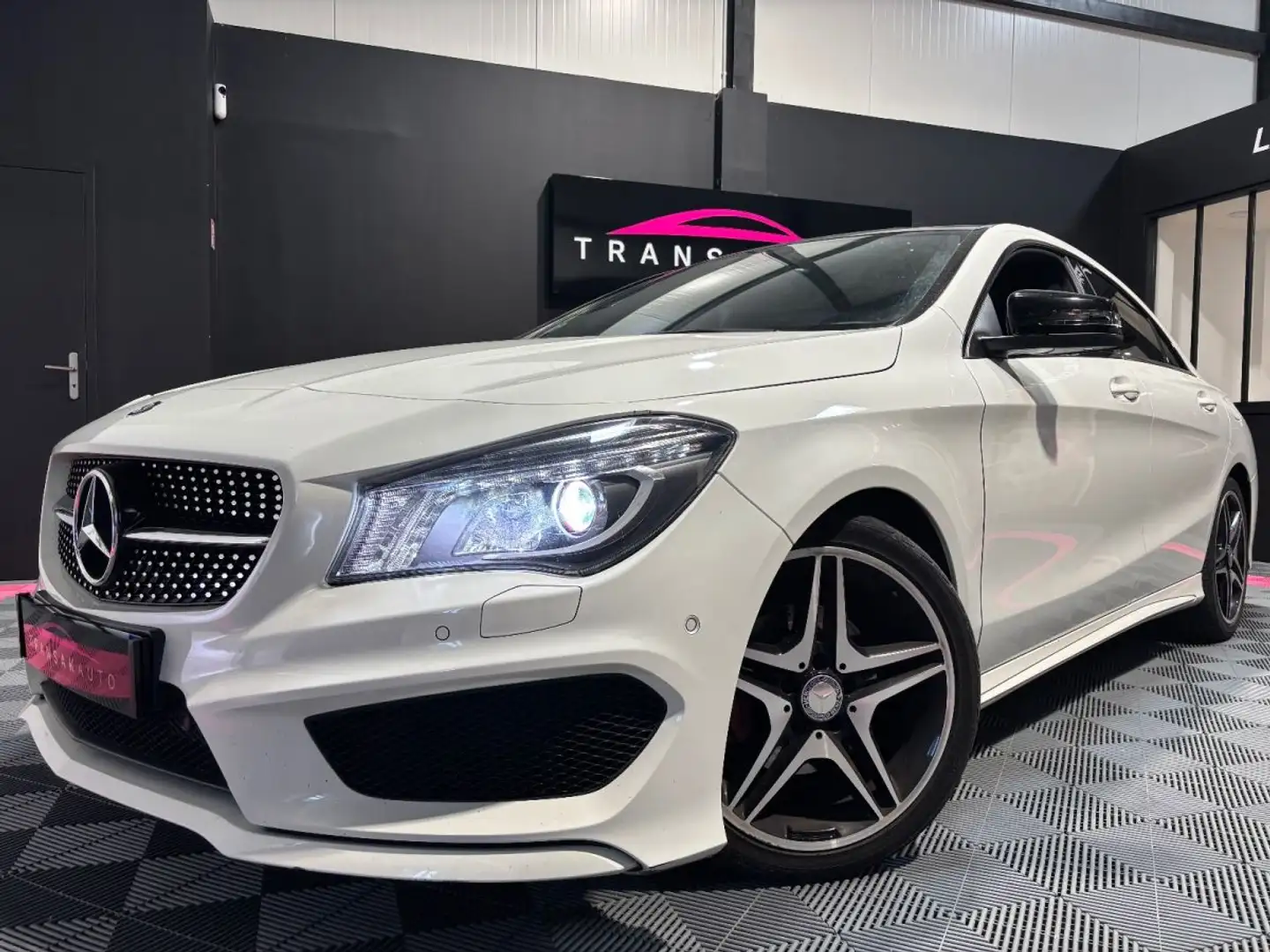 Mercedes-Benz CLA 200 CLASSE 200 Fascination 7-G DCT A Blanco - 1