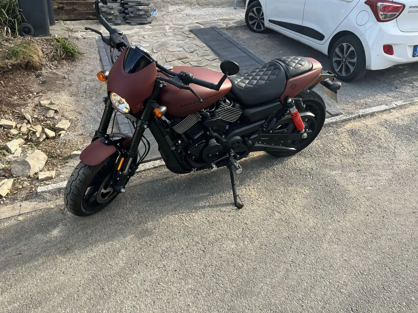Harley-Davidson Street 750 Brun - 1