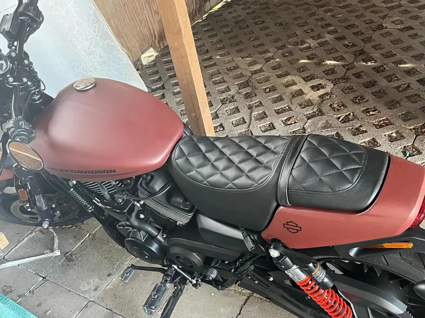 Harley-Davidson Street 750 Brun - 2