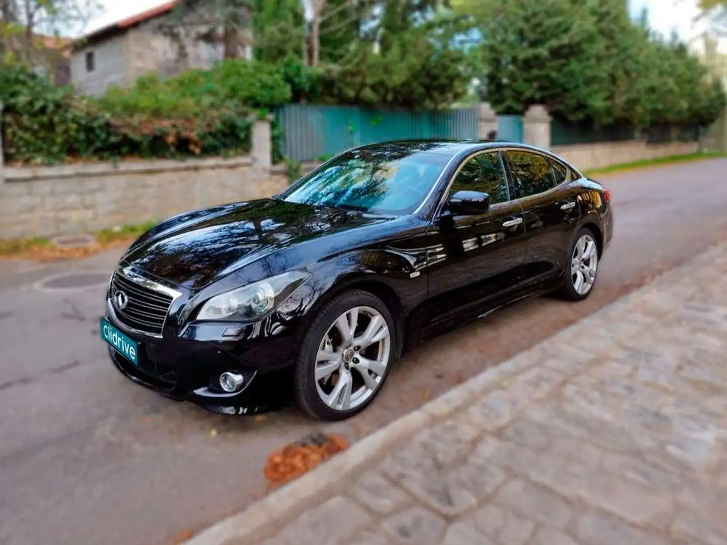 Infiniti 3.7 V6 VVEL AUTO Noir - 2