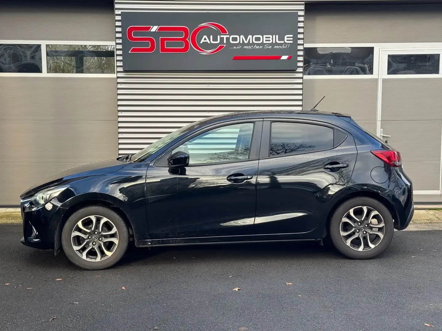 Mazda 2 Nakama Schwarz - 2